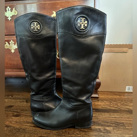 Tory Burch Ashlynn Black Leather Riding Boots - Picture 2 of 8